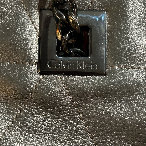Calvin Klein Large Leather Tote Purse - Picture 4 of 15